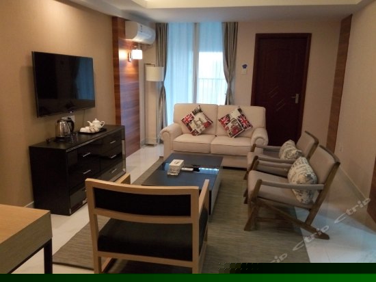 商务行政大床房