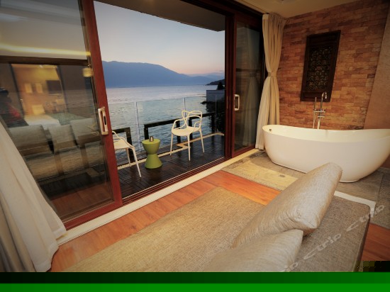 全海景大床房（2楼）