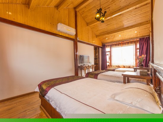 豪华榻榻米三人间