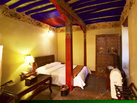 藏式精品大床房