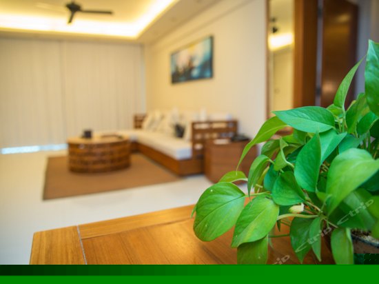 豪华海景家庭房（三房一厅）