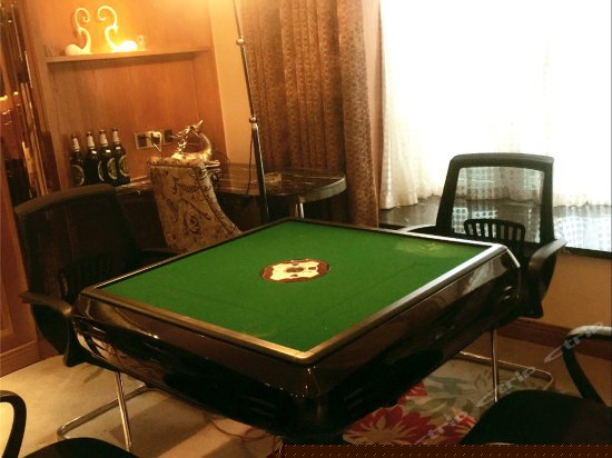 豪华棋牌大床房