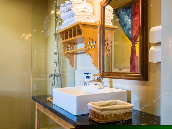 白族特色大床房