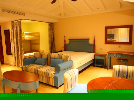 高级家庭大床房