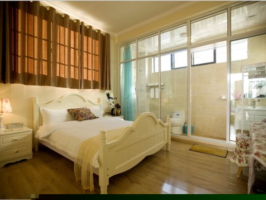如梦令典雅阳光大床房