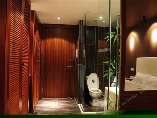 喜年豪华大床房(中宾)