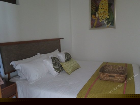 听海三室一厅海景家庭套房