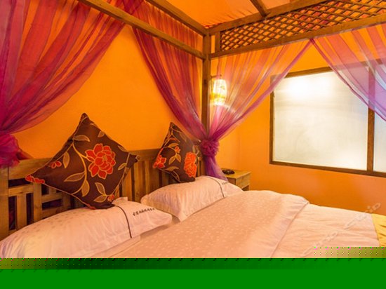 二楼温馨大床房