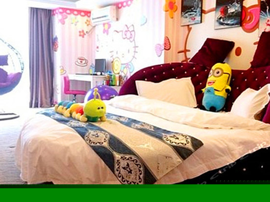 浪漫数码圆床房