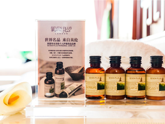 莲的守候豪华大床房