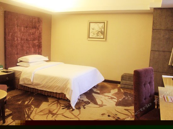 豪华大床特惠房