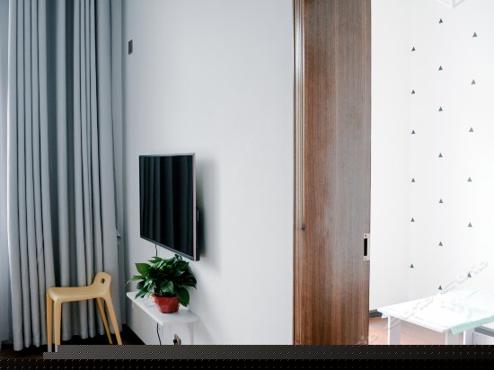 南北一号阳台绿色间