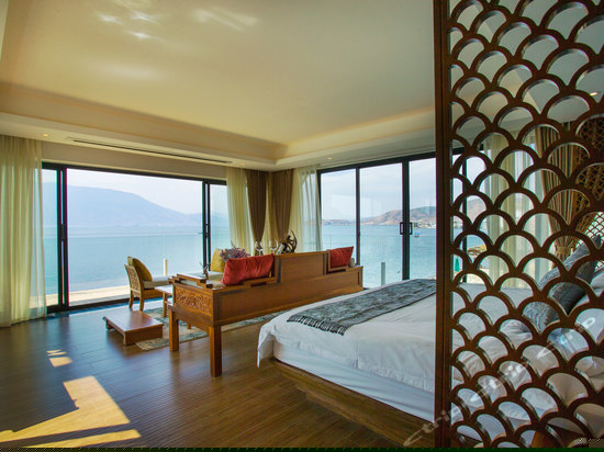 270度海景豪华大床房201