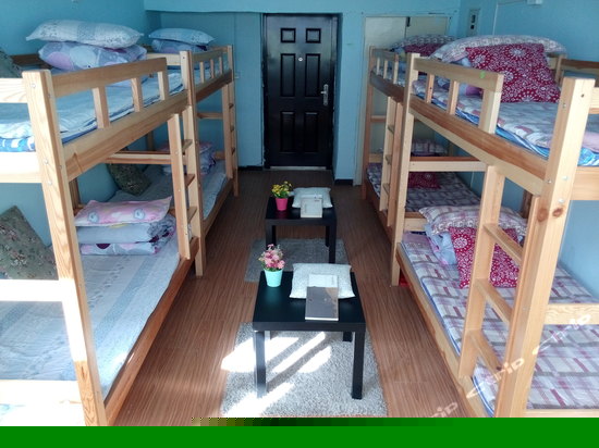 男生海洋八人间(床位)