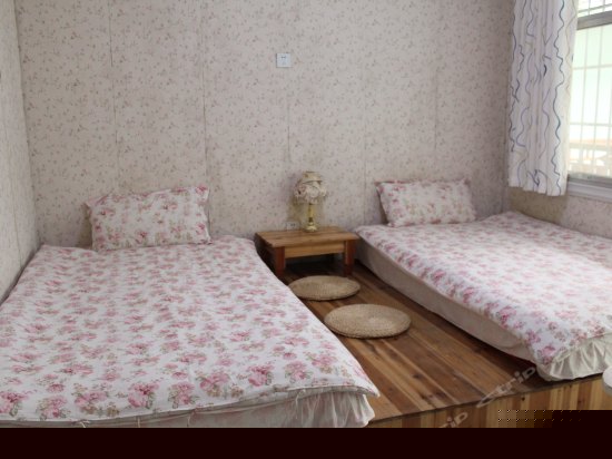 特色双人房(韩式榻榻米)(无窗)