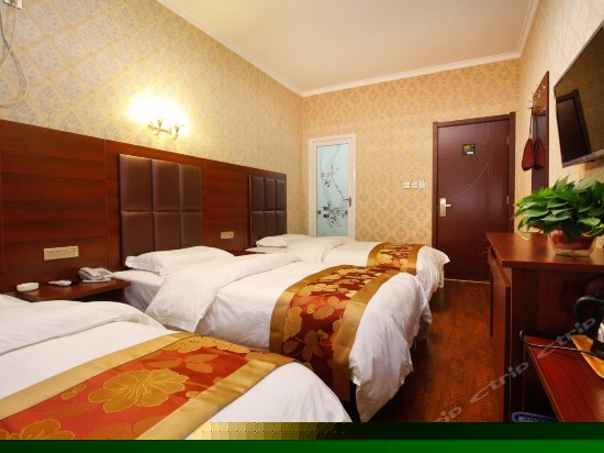 经济舒适三人间