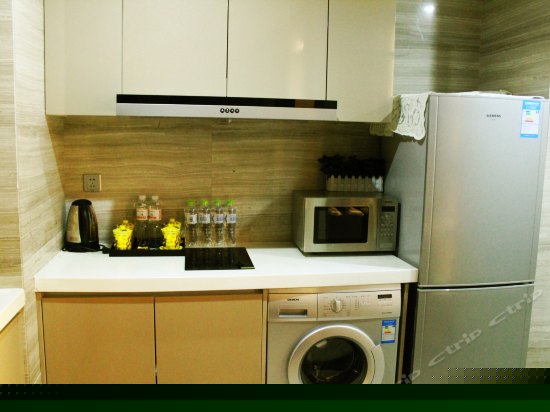 豪华海市双景双卧套房