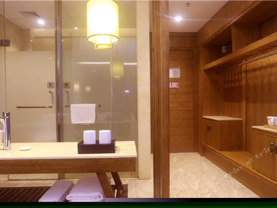 豪华海景大床房