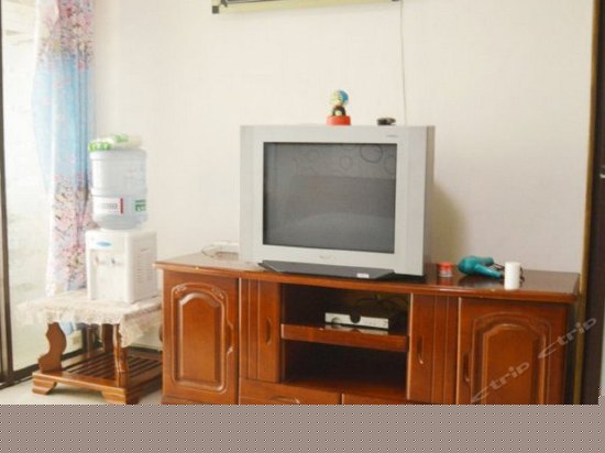 温馨精致电脑房