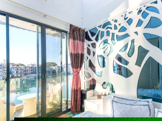 侧海景星空大床