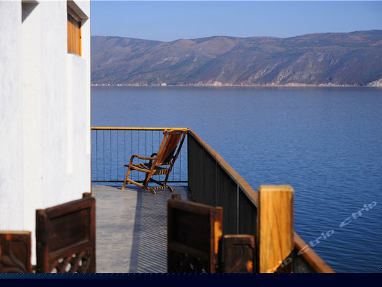 大雪素-270度海景豪华房