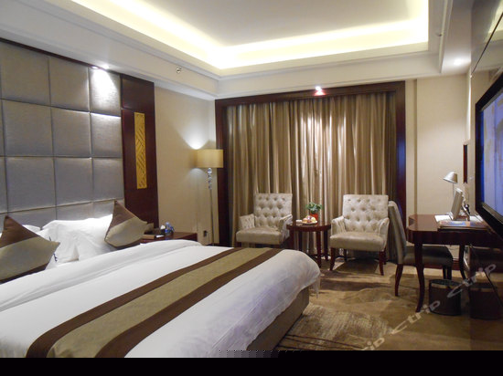 行政大床房（园景）