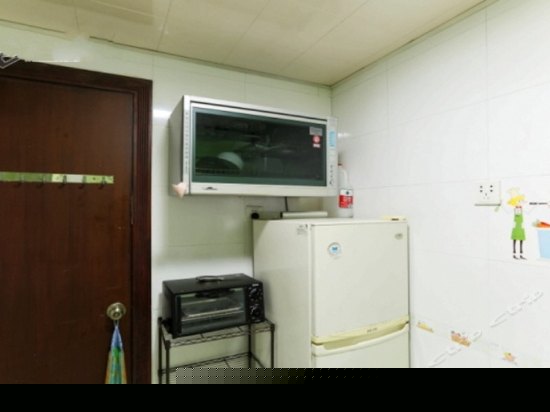 地铁站超大主卧