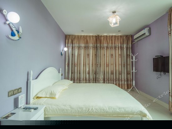 漫旅舒适大床房