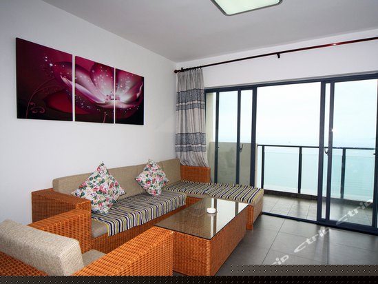 无敌海景三房二厅