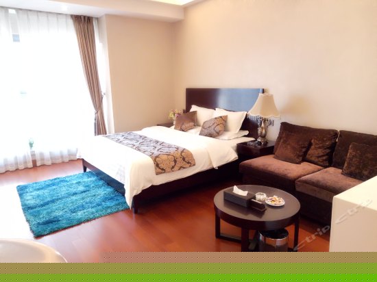 高端精品大床房