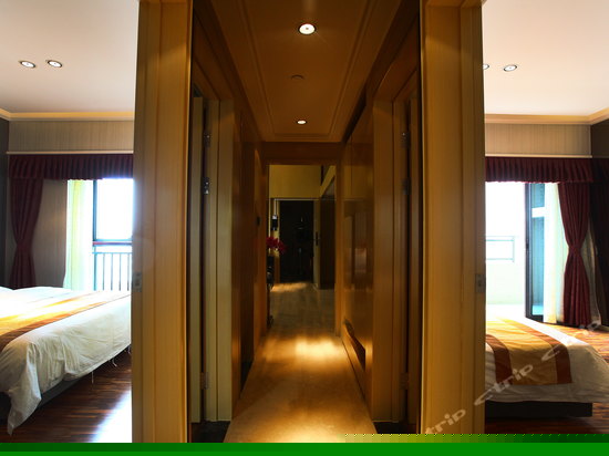 至尊喜运家庭套房 （三卧两浴）