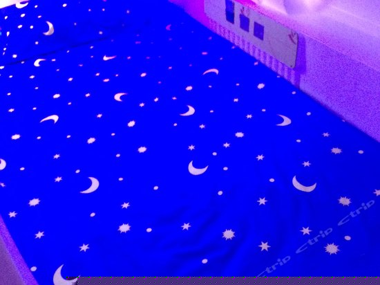 男生四人间单人舱