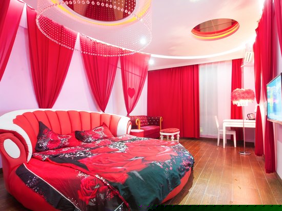 在云端系列圆床