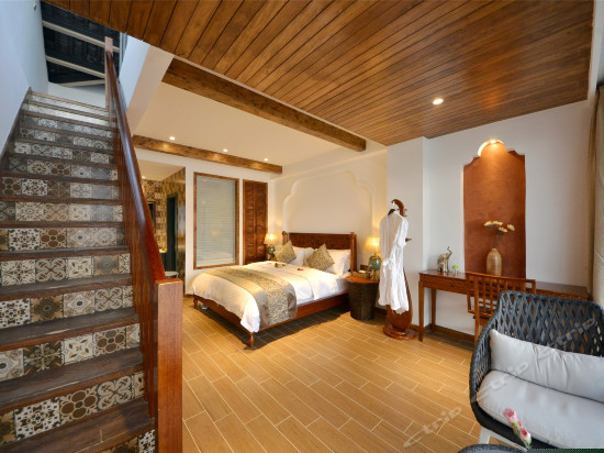 东南亚风复式海景套房