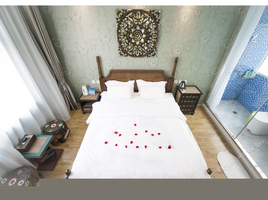 泰式豪华大床房