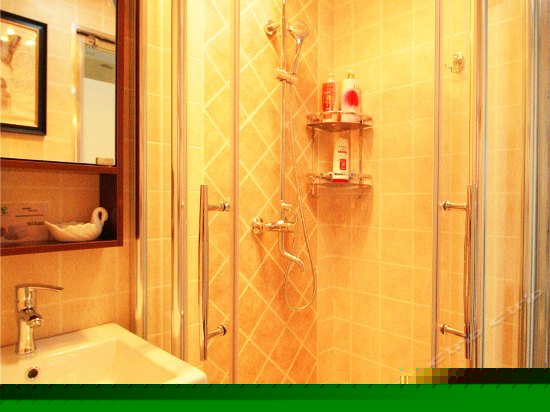 尊尚海景大床房