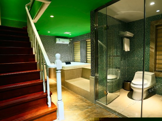 M28豪华复式丛林故事主题房