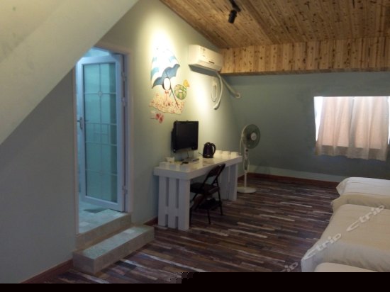 主题阁楼三人间