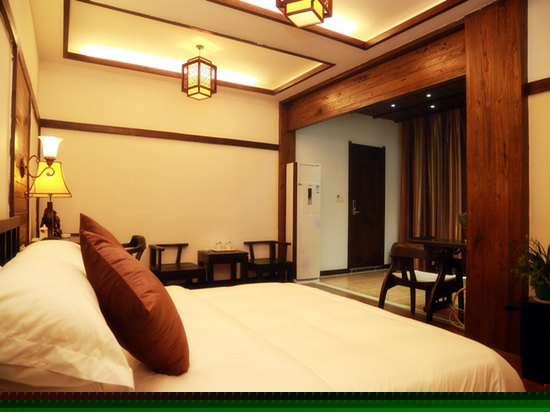 静馨雅苑豪华套房