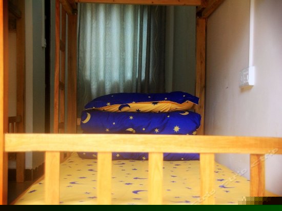 六人间（床位）