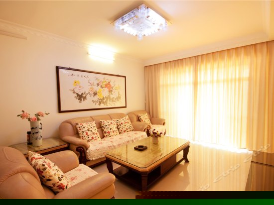 高层豪华正海景180度四室一厅套房702