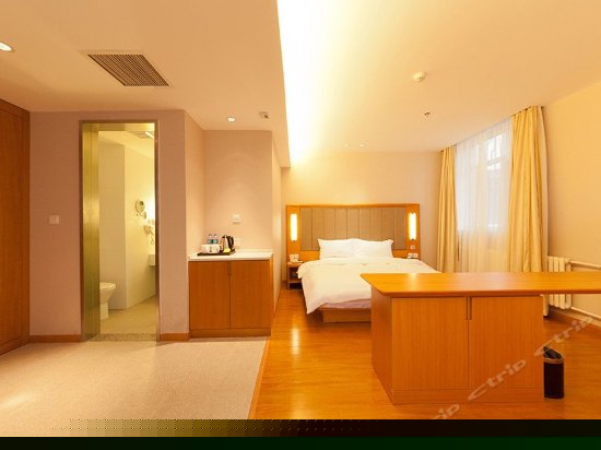 高级大床房