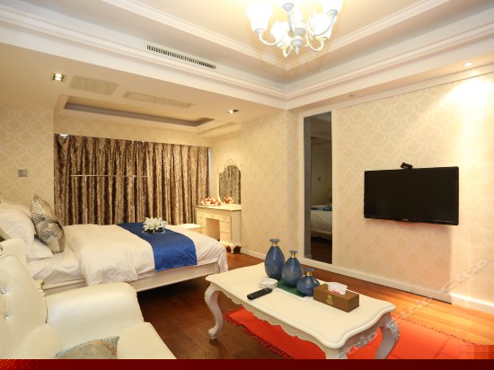 欧式豪华大床房