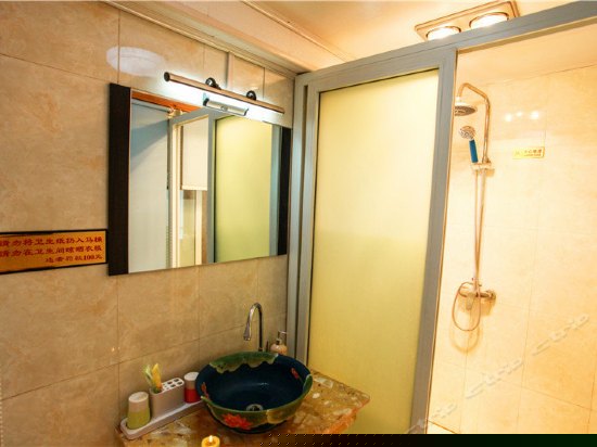 观景阳光双人房（二楼）