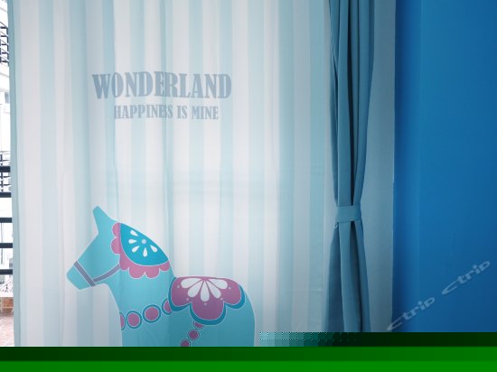 梦马人阳台海景大床房