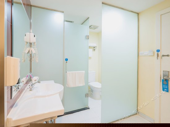 零压高级大床房