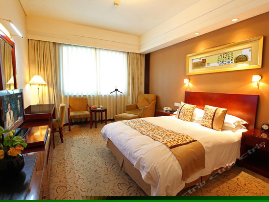 豪华大床房