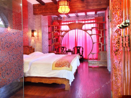 VIP主题室内温泉客房