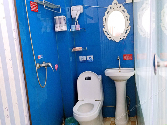 观景蜗居大床房