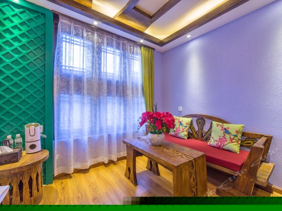 2号院豪华圆床房